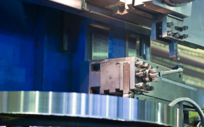 Kiedy wykorzystać tokarki karuzelowe? Zastosowanie nowoczesnych urządzeń serii RAL