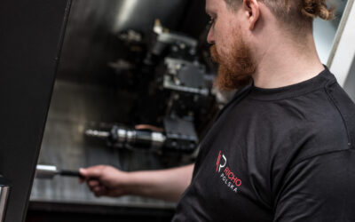 Tokarka CNC – jaką wybrać? Co wziąć pod uwagę?